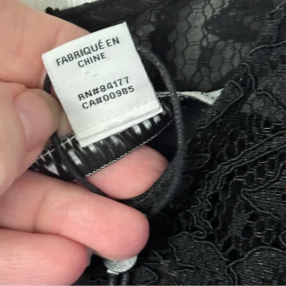 NWT Diane von Furstenberg Brielle Long-Sleeve Lace Top Size 10, scalloped edges - Picture 12 of 14